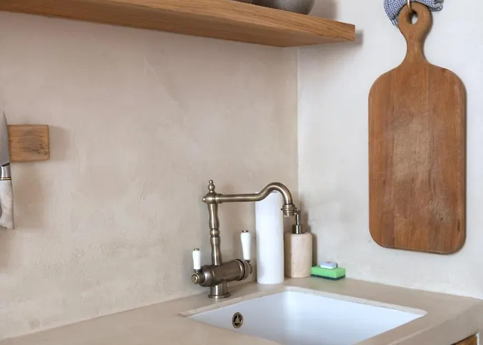 Wabi Sabi Nest W/ Garage *