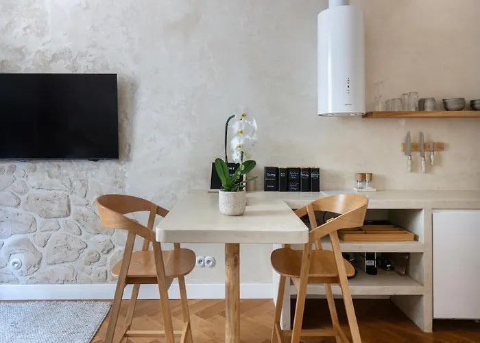 Appartement Wabi Sabi Nest W/ Garage Praag
