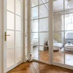 Wabi Sabi Nest W/ Garage דירה פראג