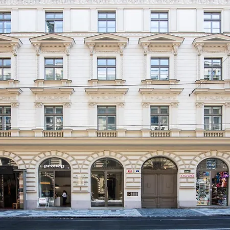 Wabi Sabi Nest W/ Garage Appartement *