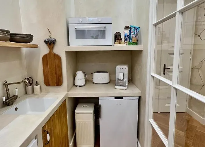 Wabi Sabi Nest W/ Garage * Prague